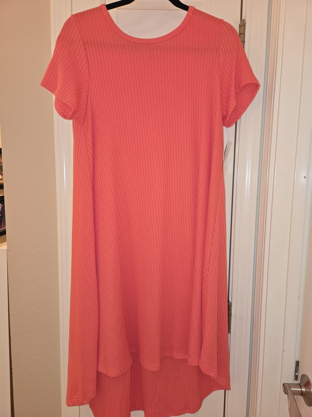 LuLaRoe Coral Xs Carly Ribbed Dress